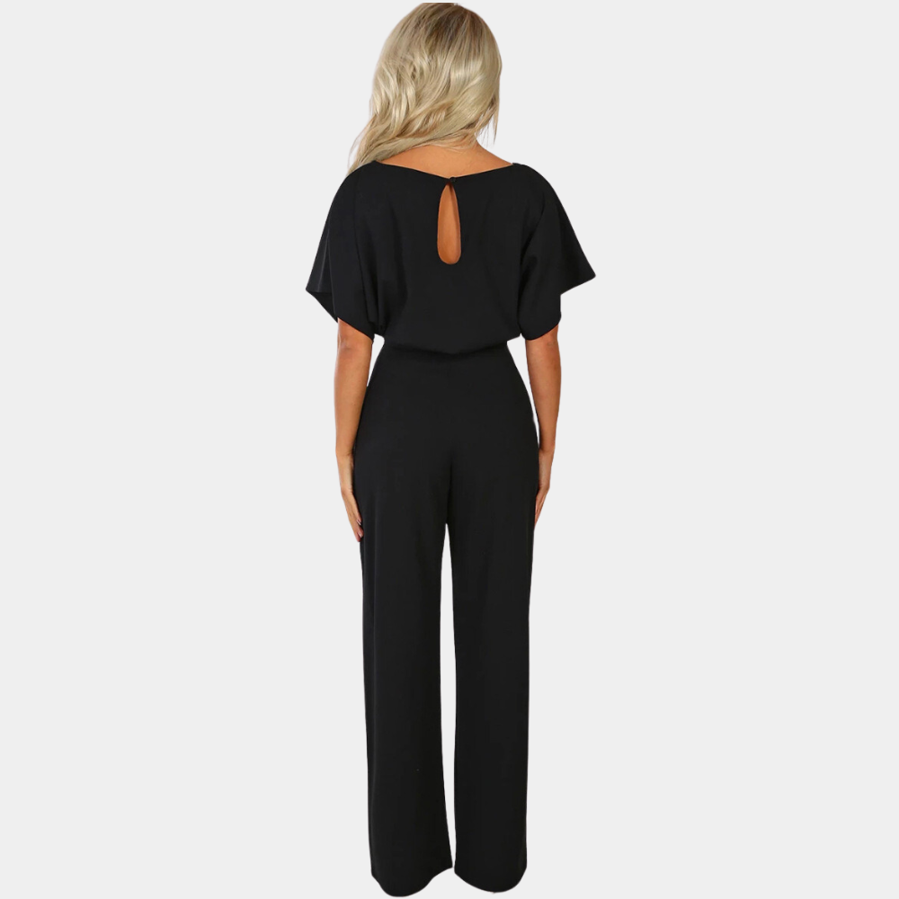 "Stijlvolle dames jumpsuit voor zomer, licht en luchtig materiaal, verfijnde snit in diverse kleuren, perfect voor elke geleg