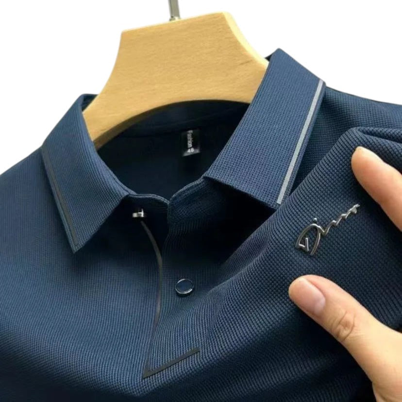 "Stijlvolle heren polo met korte mouwen, gemaakt van zacht katoen, veelzijdig en comfortabel voor elke gelegenheid."