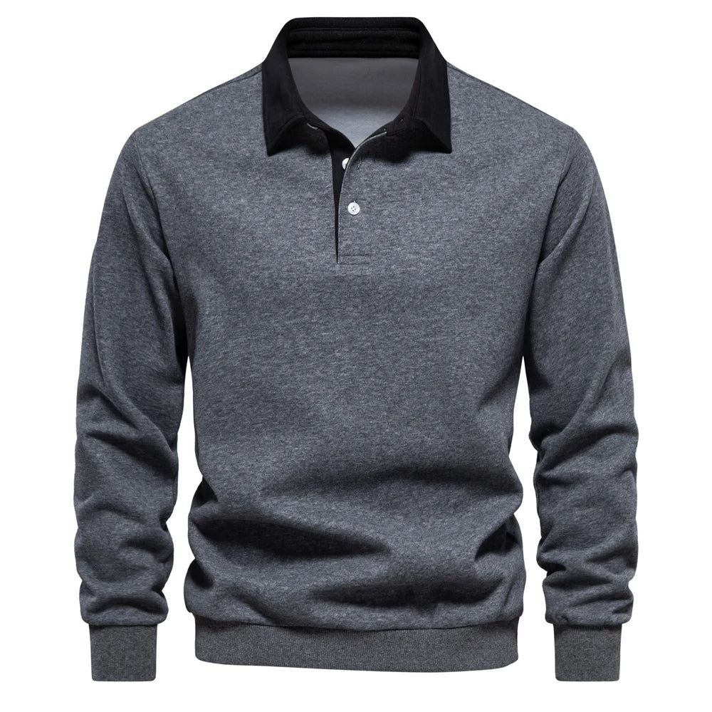 "Stijlvolle heren polo sweatshirt met klassieke kraag en patchwork detail, gemaakt van zachte katoenblend, regular fit."