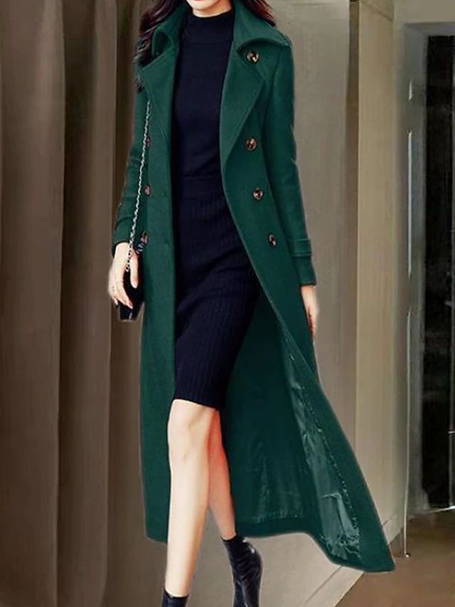 "Stijlvolle Romelyn wollen damesjas met reverskraag, wolmix voor winter, elegant ontwerp met knoopdetails en riem."