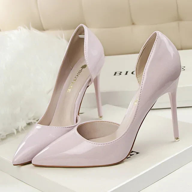 "Stijlvolle T-strap orthopedische pumps voor dames, zwarte elegante hakken met ergonomische zool voor comfort en steun"