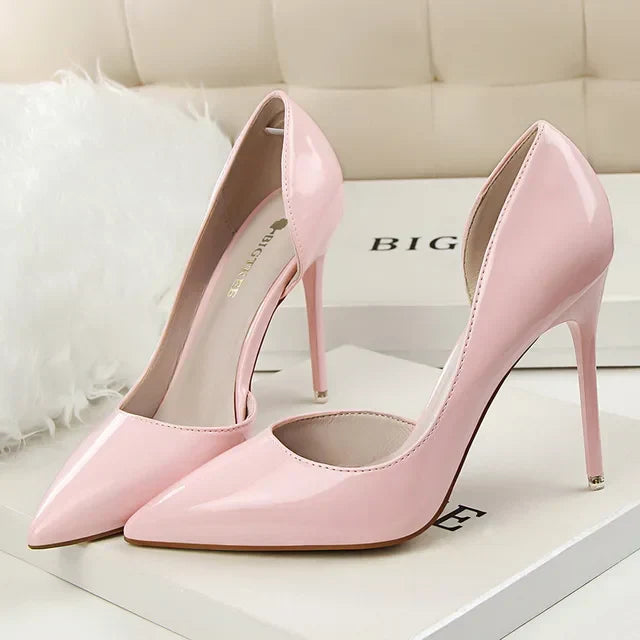 "Stijlvolle T-strap orthopedische pumps voor dames, zwarte elegante hakken met ergonomische zool voor comfort en steun"
