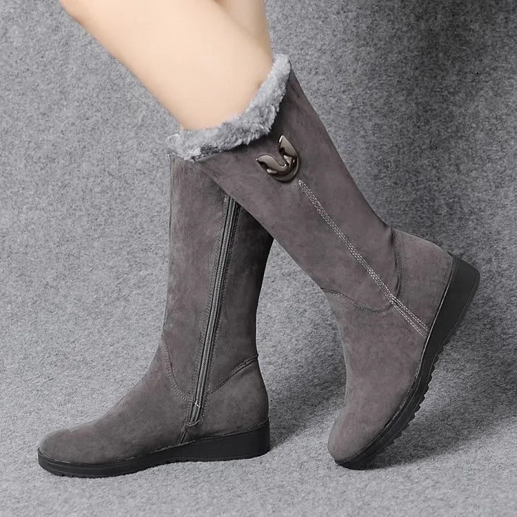 "Stijlvolle Tina halfhoge laarzen zwart, isolerende voering, trendy winterontwerp, vrouwelijke schoenen, ritssluiting."