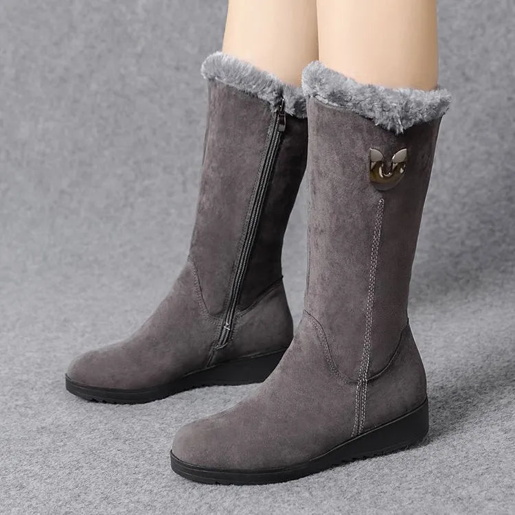 "Stijlvolle Tina halfhoge laarzen zwart, isolerende voering, trendy winterontwerp, vrouwelijke schoenen, ritssluiting."