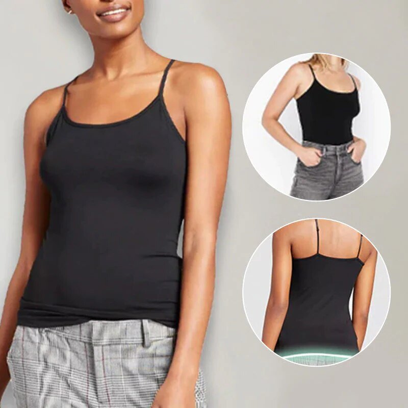 "Stijlvolle top met ingebouwde BH, verstelbare bandjes, in diverse kleuren voor comfortabele en veelzijdige outfits."