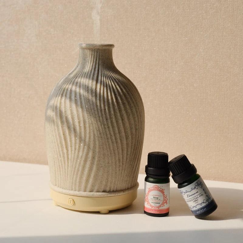 "Stijlvolle ultrasone aroma diffuser in vaasvorm, bohemian stijl, creëert rust en esthetiek in moderne interieurs."
