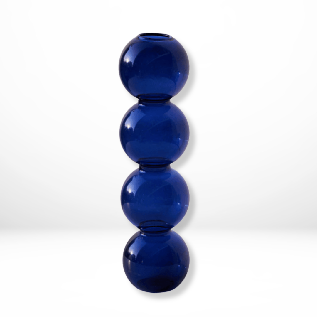 "Transparante handgeblazen glazen bubbelvaas met modern design, elegant glaswerk voor interieurdecoratie."