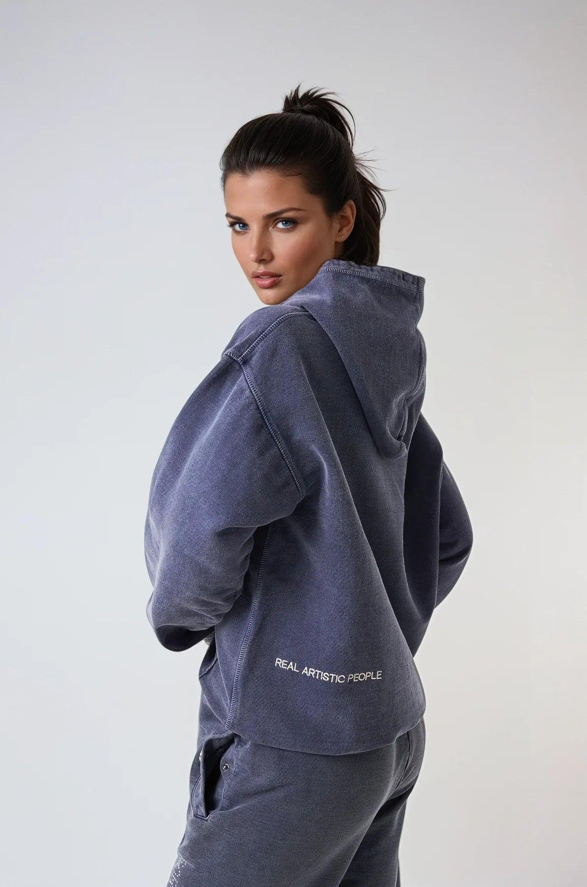 "Trendy statement hoodie met iconisch 'For The Culture' motief, relaxed fit in hoogwaardig katoenmix, kangoeroezak."