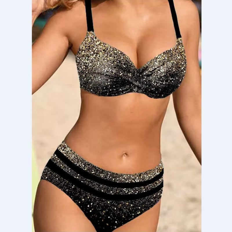 "Tropische high-waist bikini met levendig patroon, flatterende pasvorm, verstelbare bandjes, ideaal voor zonnige stranddagen.