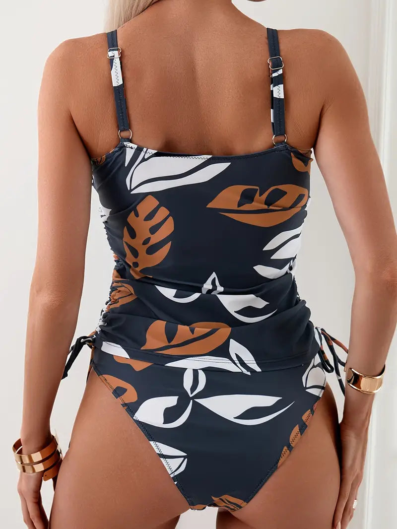 "Tropische tankini set met hoge taille slip, gerimpelde top en verstelbare bandjes, versierd met bladmotief, perfect voor str