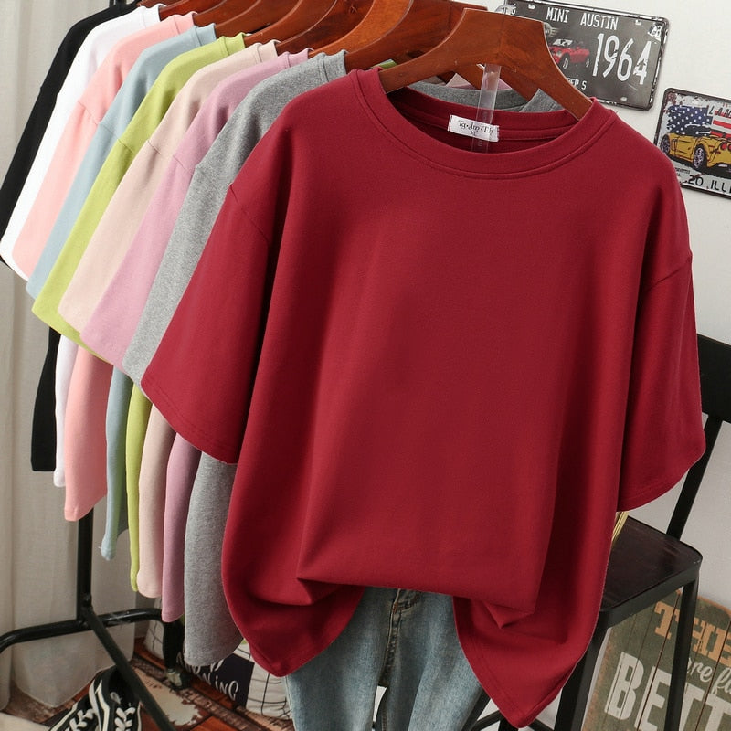 "Valentina oversized T-shirt avocadogroen, comfortabele dameskleding, casual stijl, ademende katoenen stof."