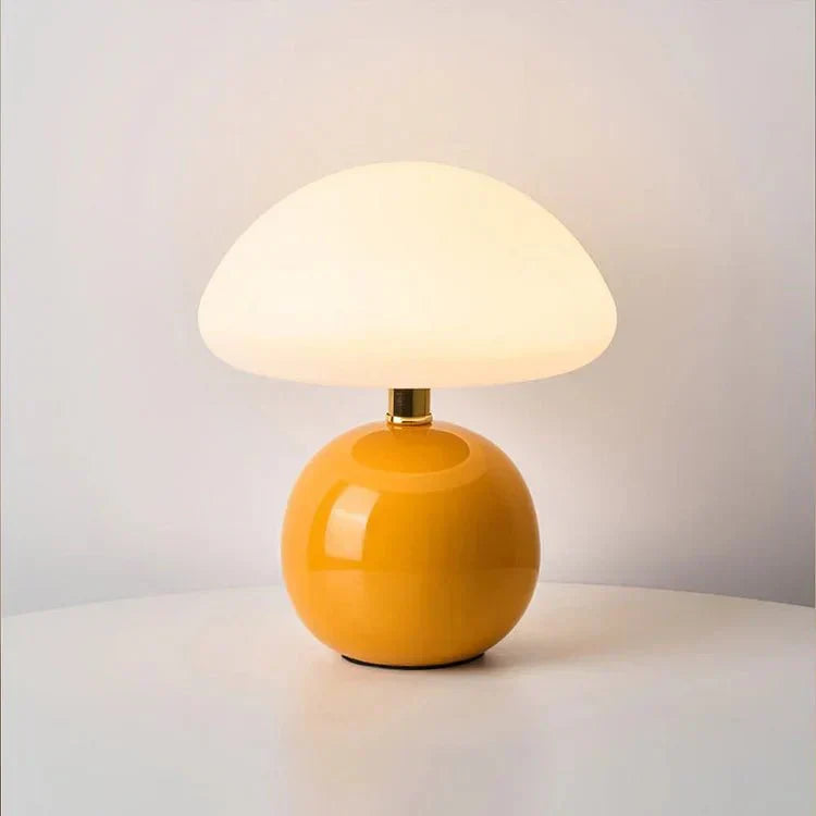 "Verstelbare LED paddenstoel lamp in modern design, keramiek en PVC, voor elegante sfeer in huis of kantoor."