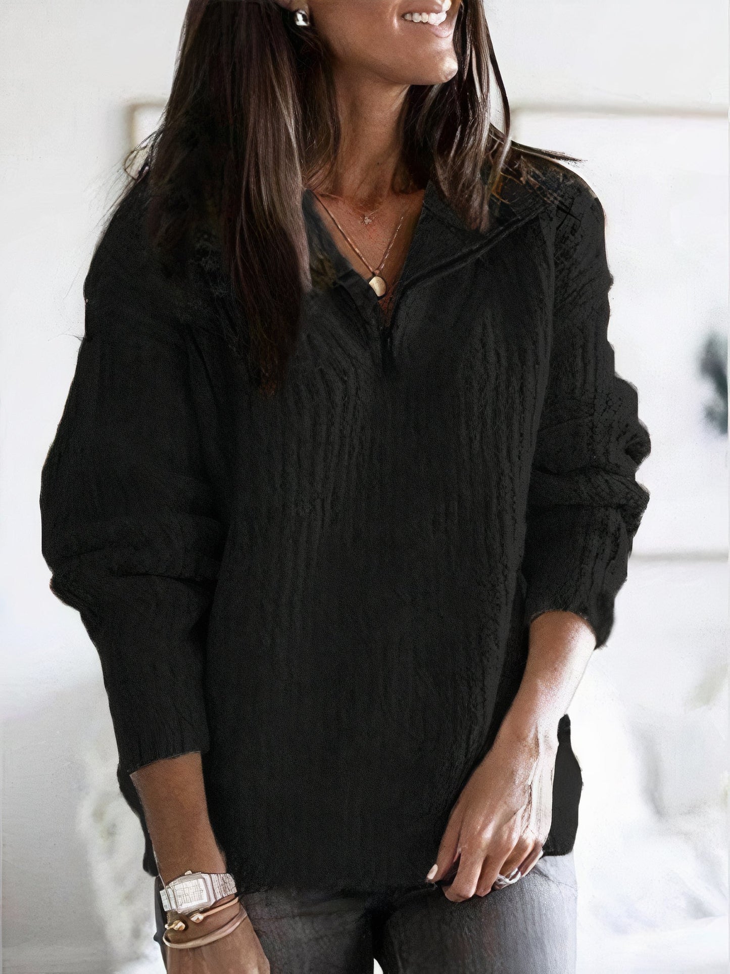 Warme damestrui in hemelsblauw, losse pasvorm met halflange ritssluiting, ideaal voor herfst, casual of formele look.