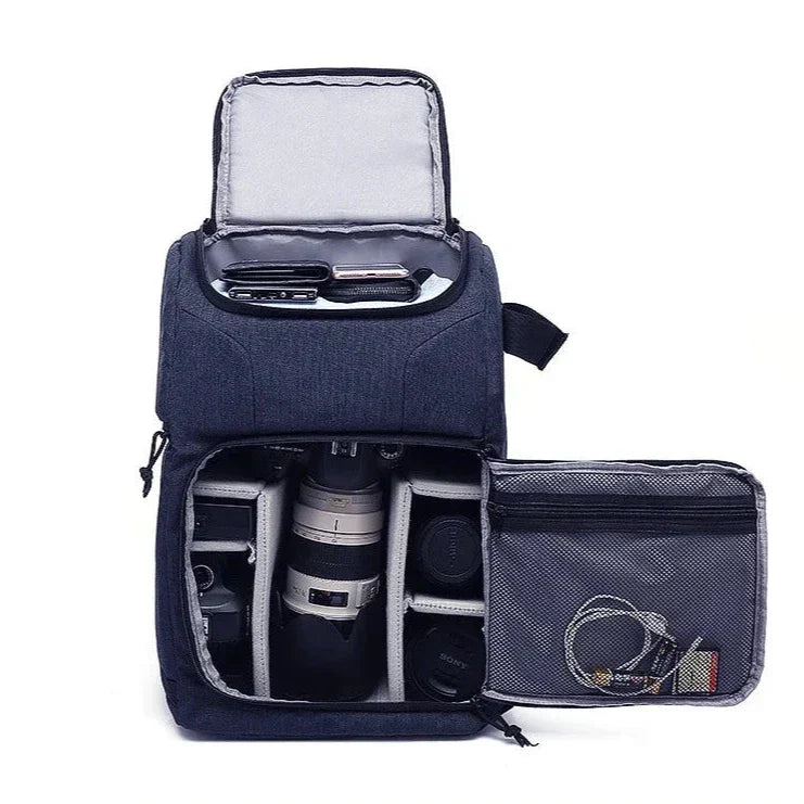 "Waterdichte cameratas met gevoerd interieur, aanpasbare indeling en comfortabele draagbanden, perfect voor fotografen."