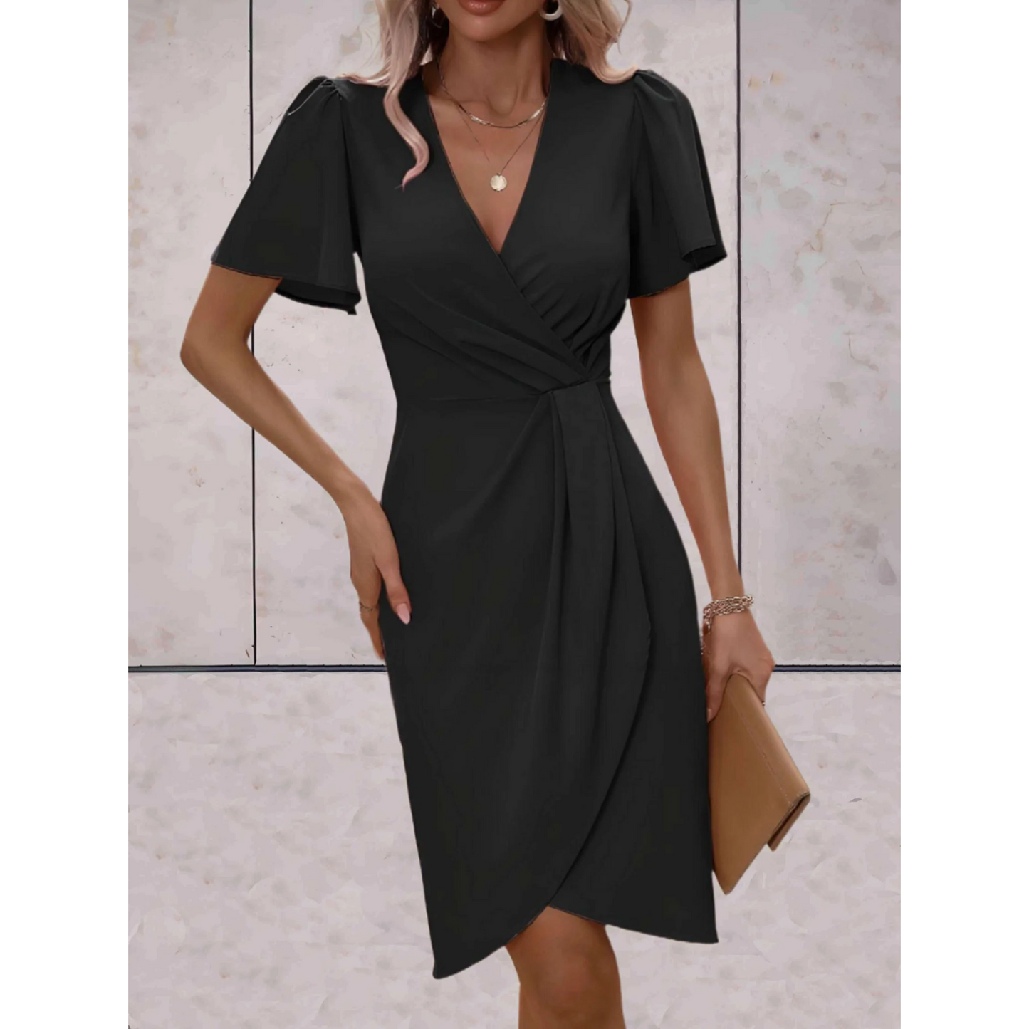 "Wikkeljurk met V-hals, flatterend ontwerp, elegante stijl voor feestelijke gelegenheden, accentueert silhouet, vloeiende mou