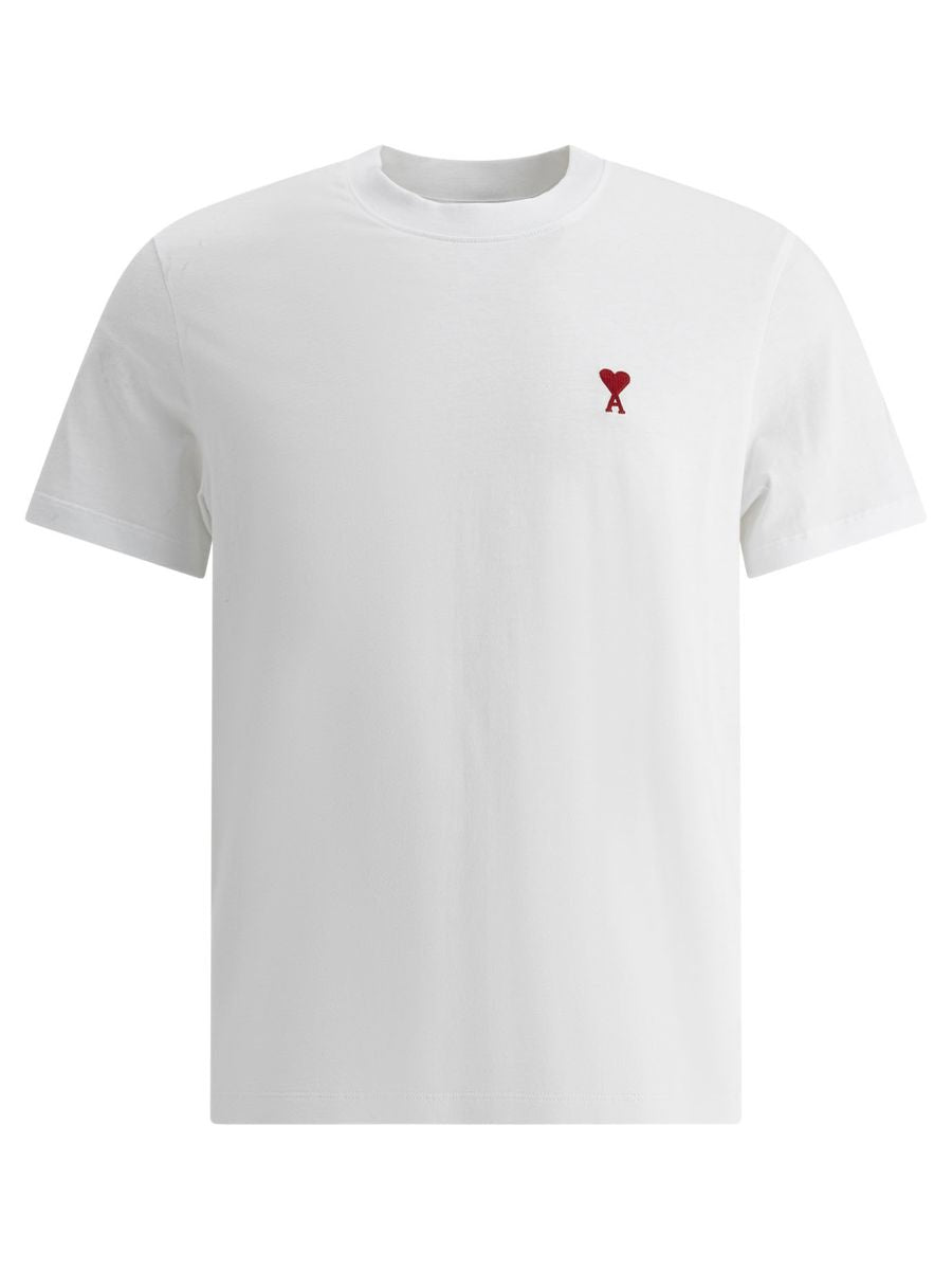 Wit heren T-shirt van 100% katoen, klassieke pasvorm, korte mouwen en minimalistisch borduurwerk voor alle gelegenheden.