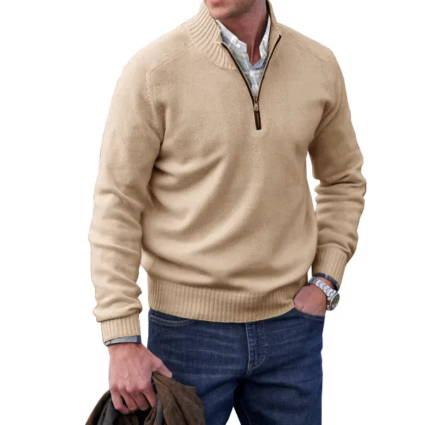 Zachte heren kasjmier trui met rits, slim fit, opstaande kraag, wit. Ideaal voor stijl en warmte in de winter.