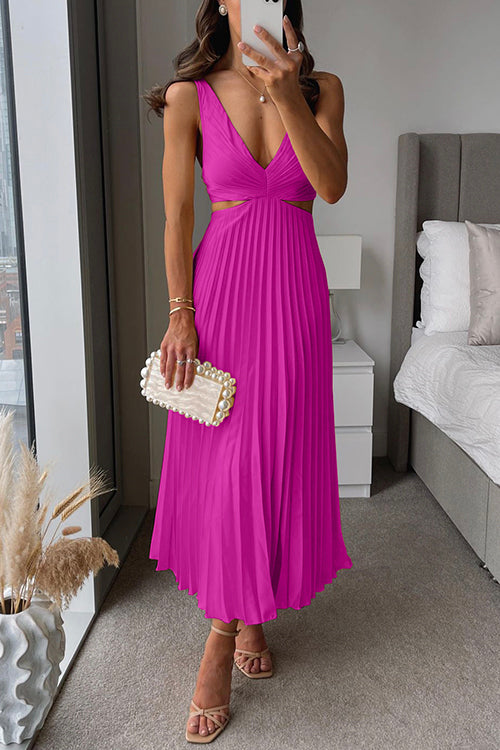 "Zomerse vrouw midi jurk met V-hals, plissérok en zijdelingse cut-outs, elegante en luchtige stijl, perfect voor events."