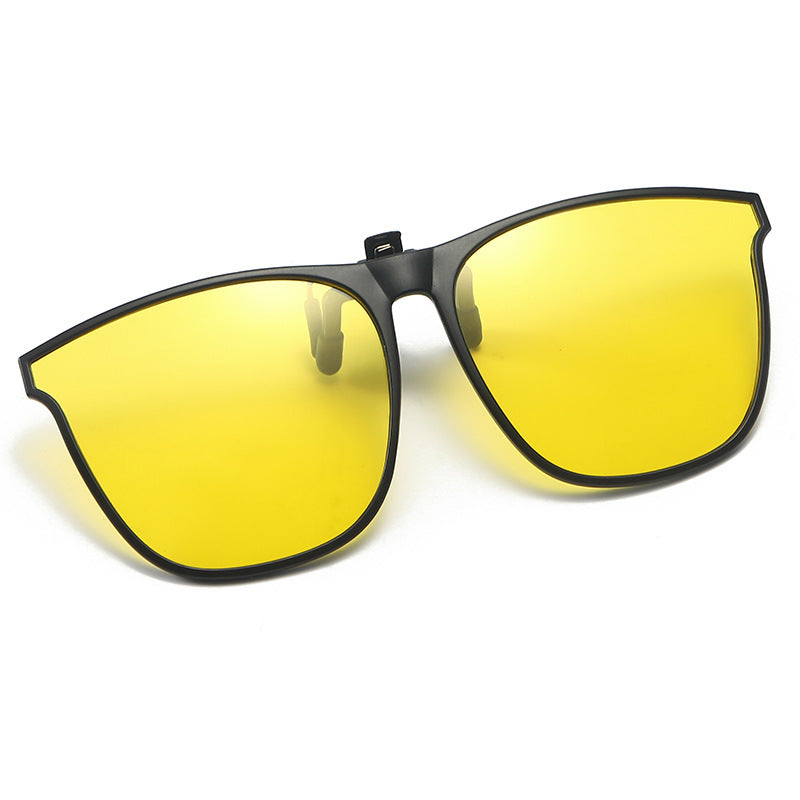 Vooraanzicht unisex gepolariseerde clip-on zonnebril, UV400, essentiële accessoire voor brillendragers.