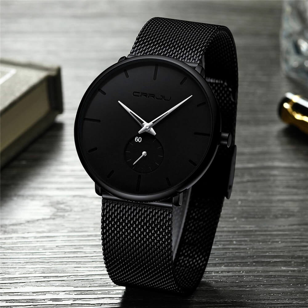 Gedetailleerd luxe heren quartz horloge, Hardlex glas en elegante band. Ideaal accessoire.