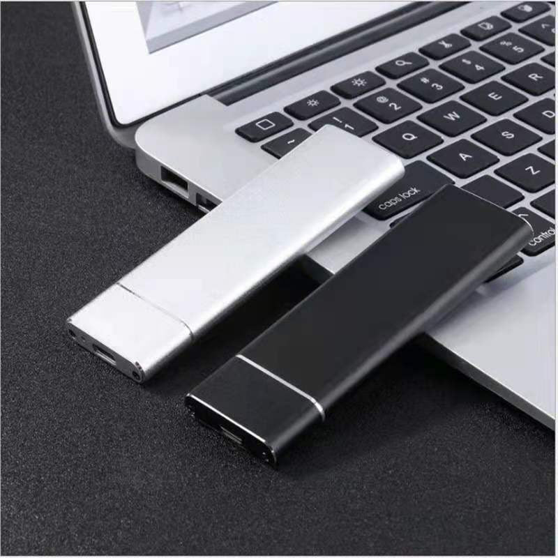 Draagbare externe SSD van 8TB met USB-C voor snelle dataopslag en backup van al je bestanden.