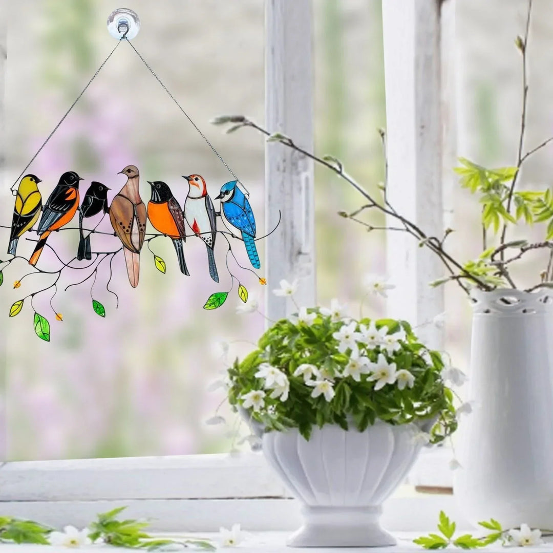 Decoratieve gebrandschilderde glas vogel, ideaal als cadeau of raamhanger.