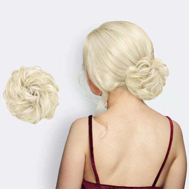 Natuurlijk ogende haarextensie scrunchie. Geef je knot een boost en meer body.