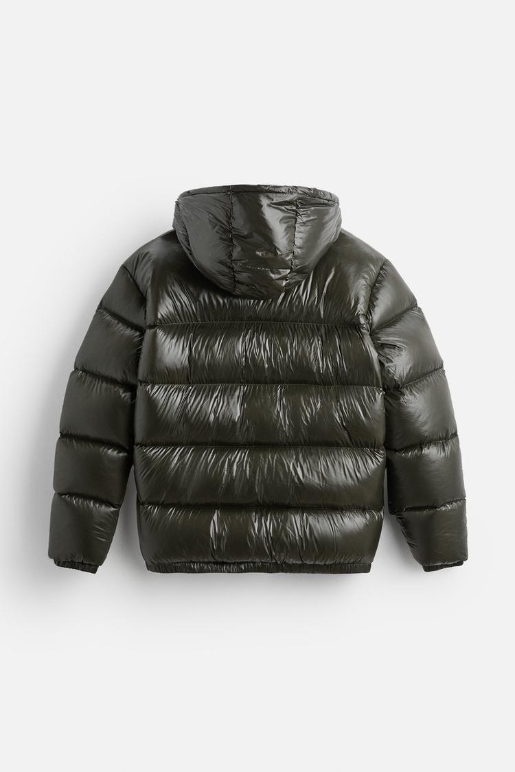 Groene heren Essential donsjas: modieuze en warme pufferjas voor de winter. Comfortabel en sportief.