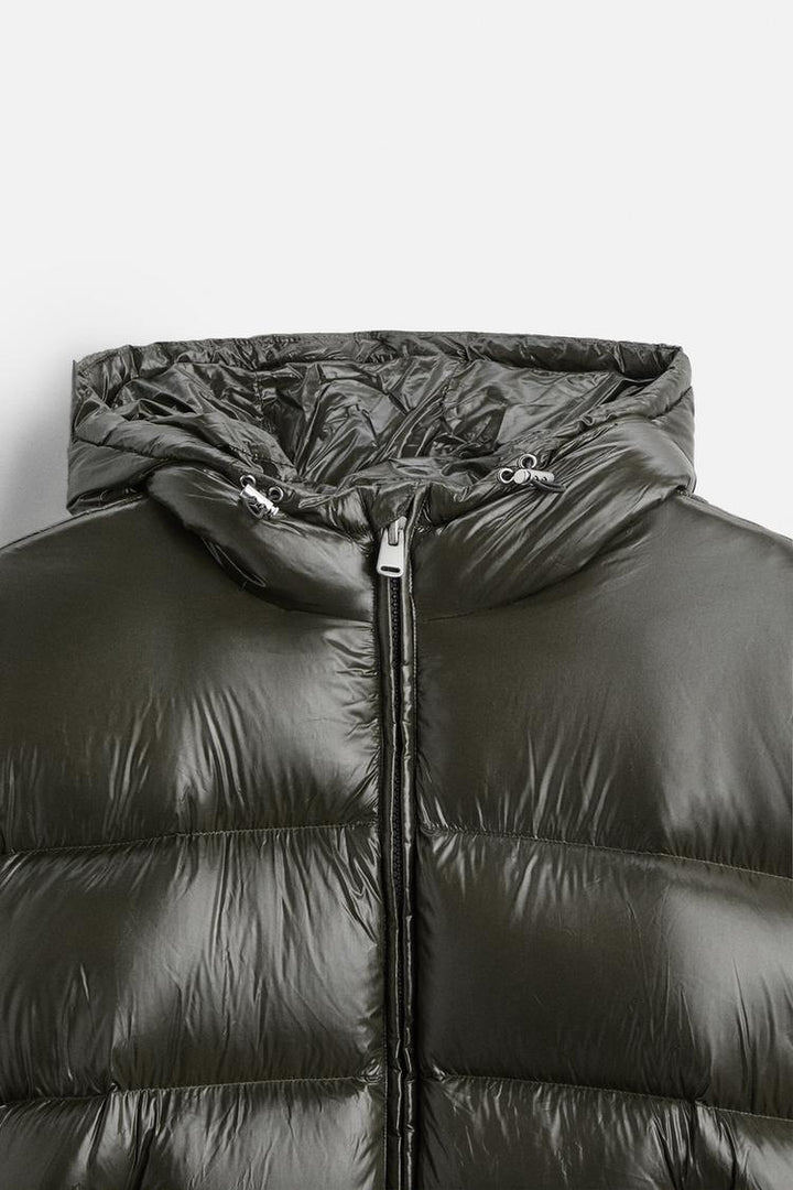 Hoogwaardig unisex winterjack met optimale warmte. Stijlvol, comfortabel en modieus voor de winter.
