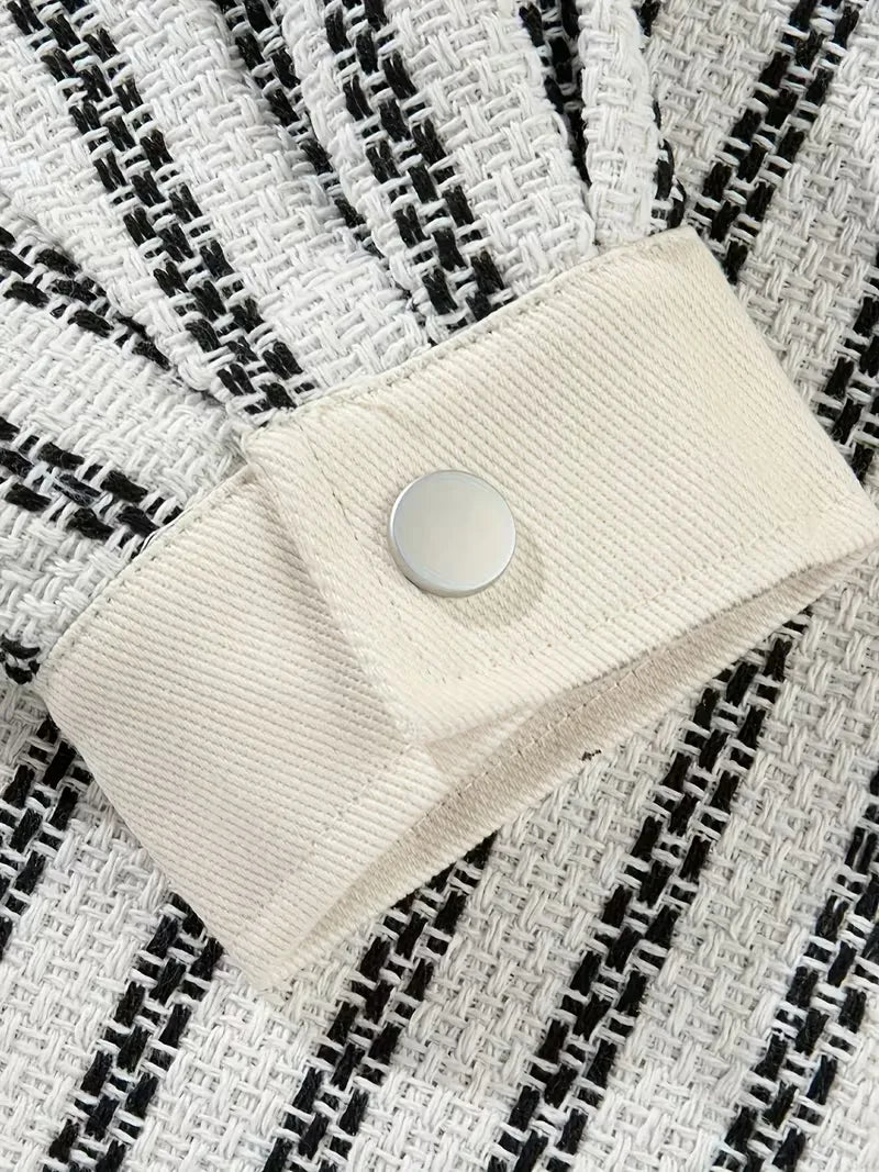 Heren gestreept button-up jasje met lange mouwen. Trendy en comfortabel voor dagelijkse casual herenmode.
