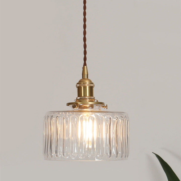 Verlichting voor de woonkamer: Harrison vintage hanglamp met schitterende kristallen.