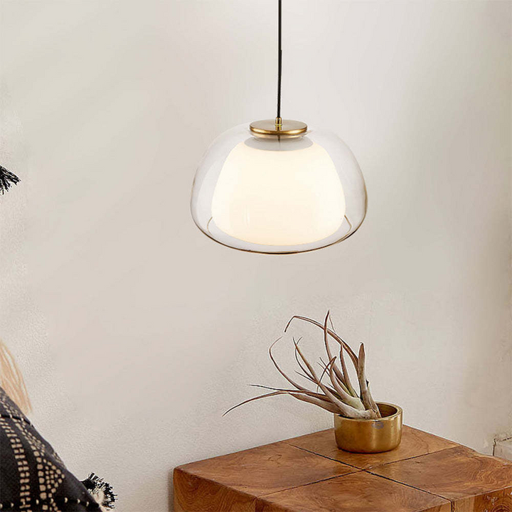 Glazen hanglamp, jelly design, perfect als blikvanger boven een moderne eettafel.
