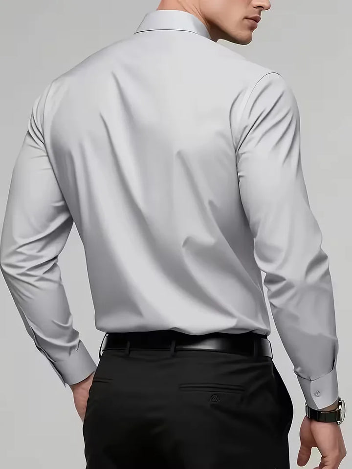 Heren overhemd slim fit, een moderne interpretatie van formele kleding met mandarijnkraag.