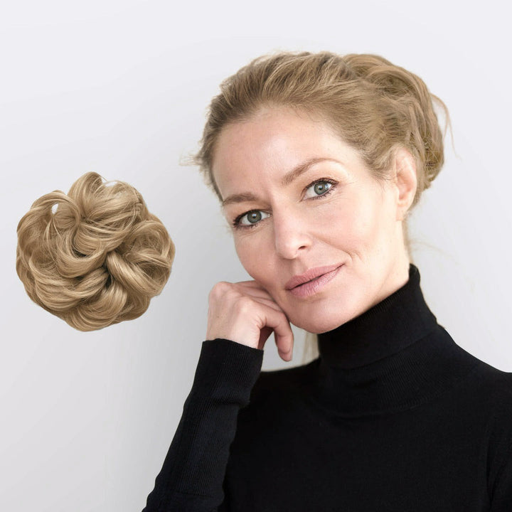 Haaraccessoire scrunchie voor dames. Verkrijgbaar in diverse kleuren, van blond tot bruin.