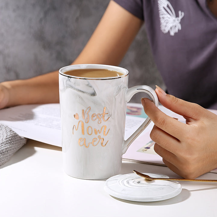 Moederdag geschenk: luxe marmeren mokset met gouden opdruk. Porseleinen mokken voor thee of koffie, voor dames.