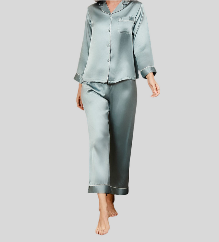 Comfortabele dames nachtkleding set in pure moerbei zijde, ademend en heerlijk zacht.