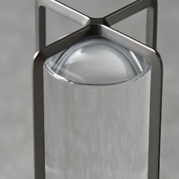 Sfeervolle draadloze designlamp met retro uitstraling. Gemakkelijk te dimmen voor de perfecte ambiance.