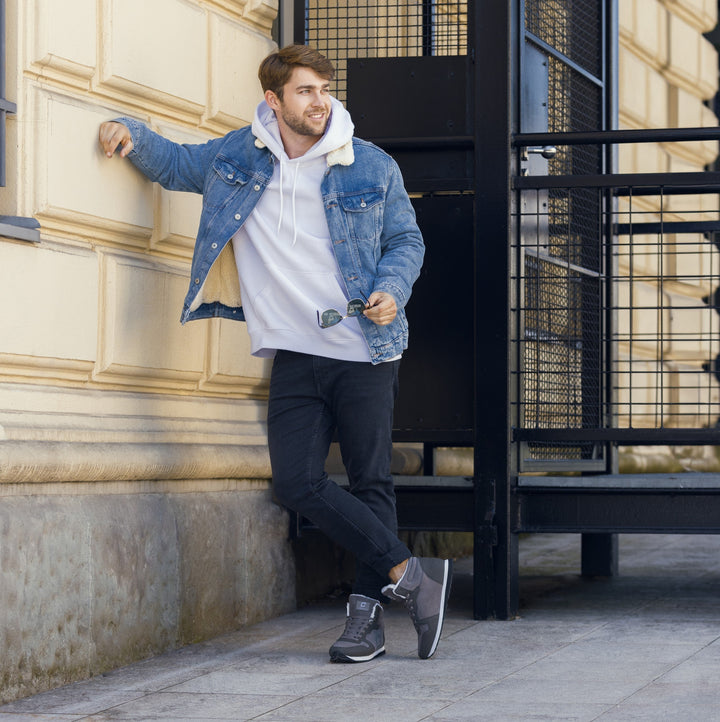 Antislip heren winterschoenen met warme voering, ideaal voor natte en koude dagen.