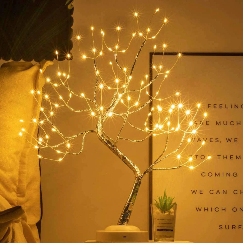 Decoratie LED boom met warm witte verlichting en buigbare takken, perfecte sfeerverlichting voor interieur.