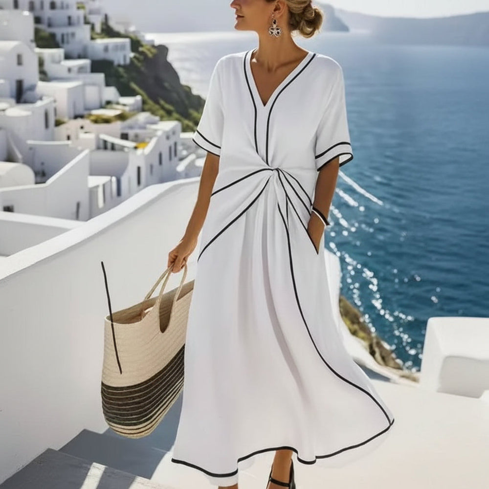 Elegante dames lange gestreepte maxi-jurk voor zomerse dagen of een casual vakantie outfit.