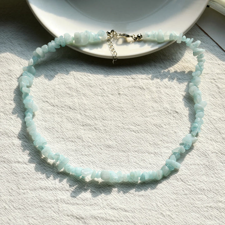 Uniek design Lina kristallen halsketting, natuurlijke schoonheid voor de moderne dame.