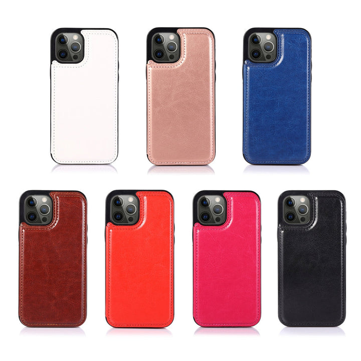Praktische en luxe leren iPhone hoes, combineert bescherming, stijl en ruimte voor pasjes.