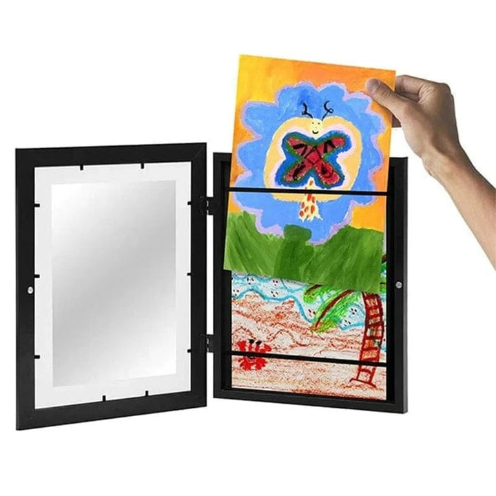 Witte kinder kunstlijst voor het tentoonstellen van kindertekeningen. Perfect voor kinderkamer decoratie.