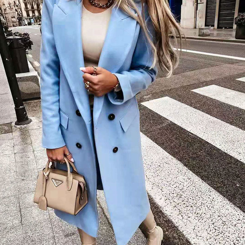 Elegante dames lange jas met knoopsluiting, perfect als tussenjas.