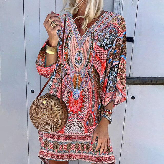 Comfortabele Eva™ strandjurk voor dames, met kleurrijke vrolijke print, ideaal voor casual zomerlooks.
