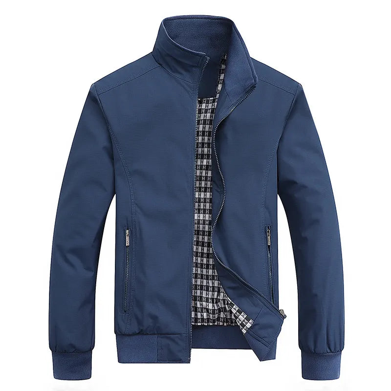 Stijlvolle heren slim fit bomberjas, perfect als veelzijdige tussenjas voor lente en herfst.