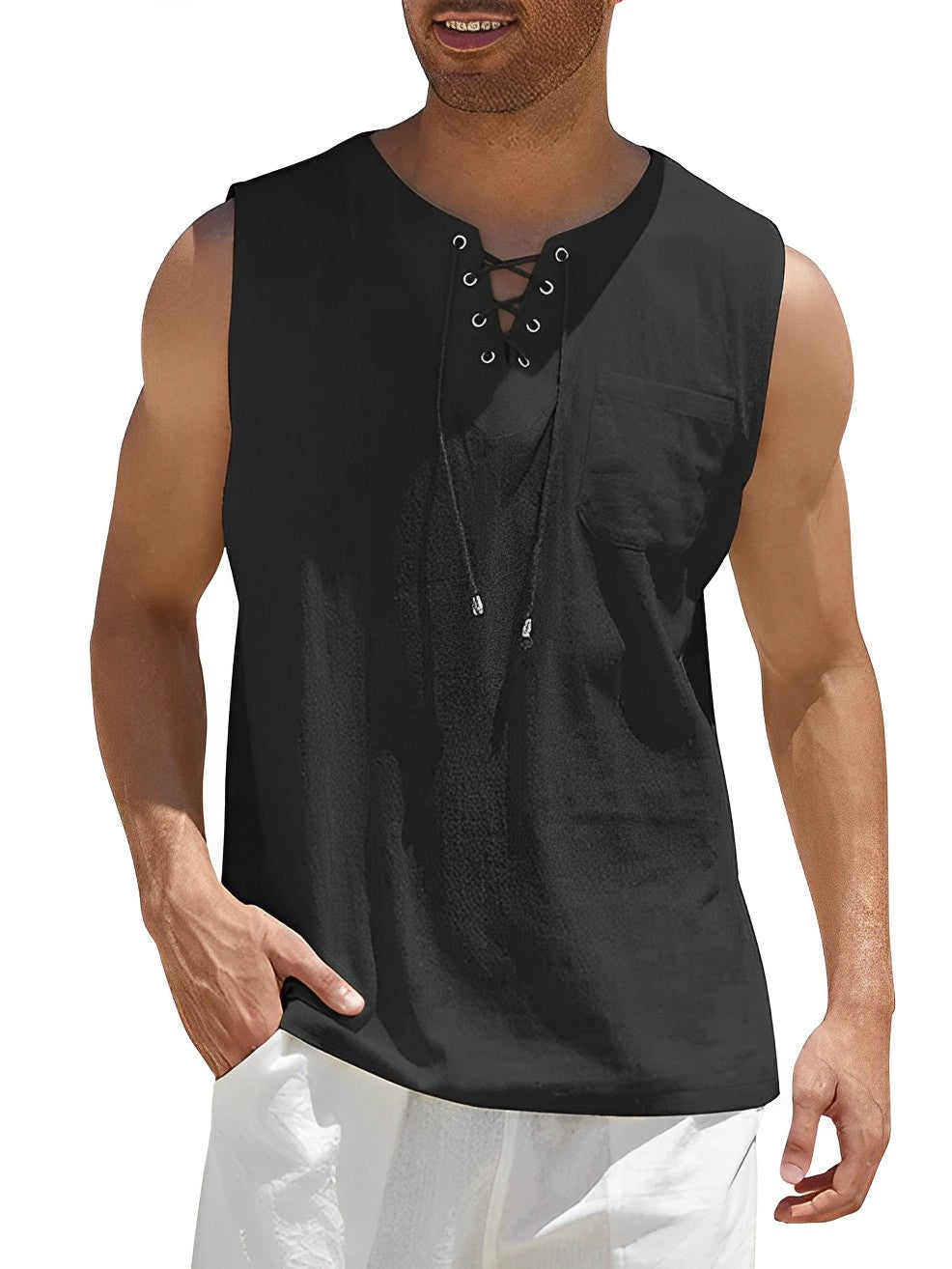 Stijlvolle heren tanktop met V-hals, casual en modebewust. Ideaal voor strand of vakantie.