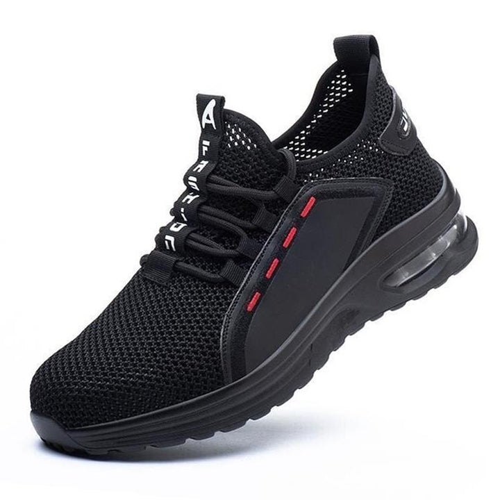 Detail van de stalen neus van de SteelFlex One ultralichte werkschoenen, maximale bescherming.