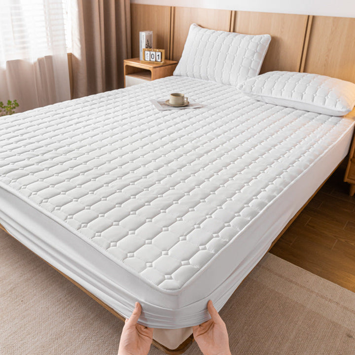 Optimale slaapkwaliteit met dit comfortabele topper hoeslaken, ontworpen voor zachtheid en bescherming.