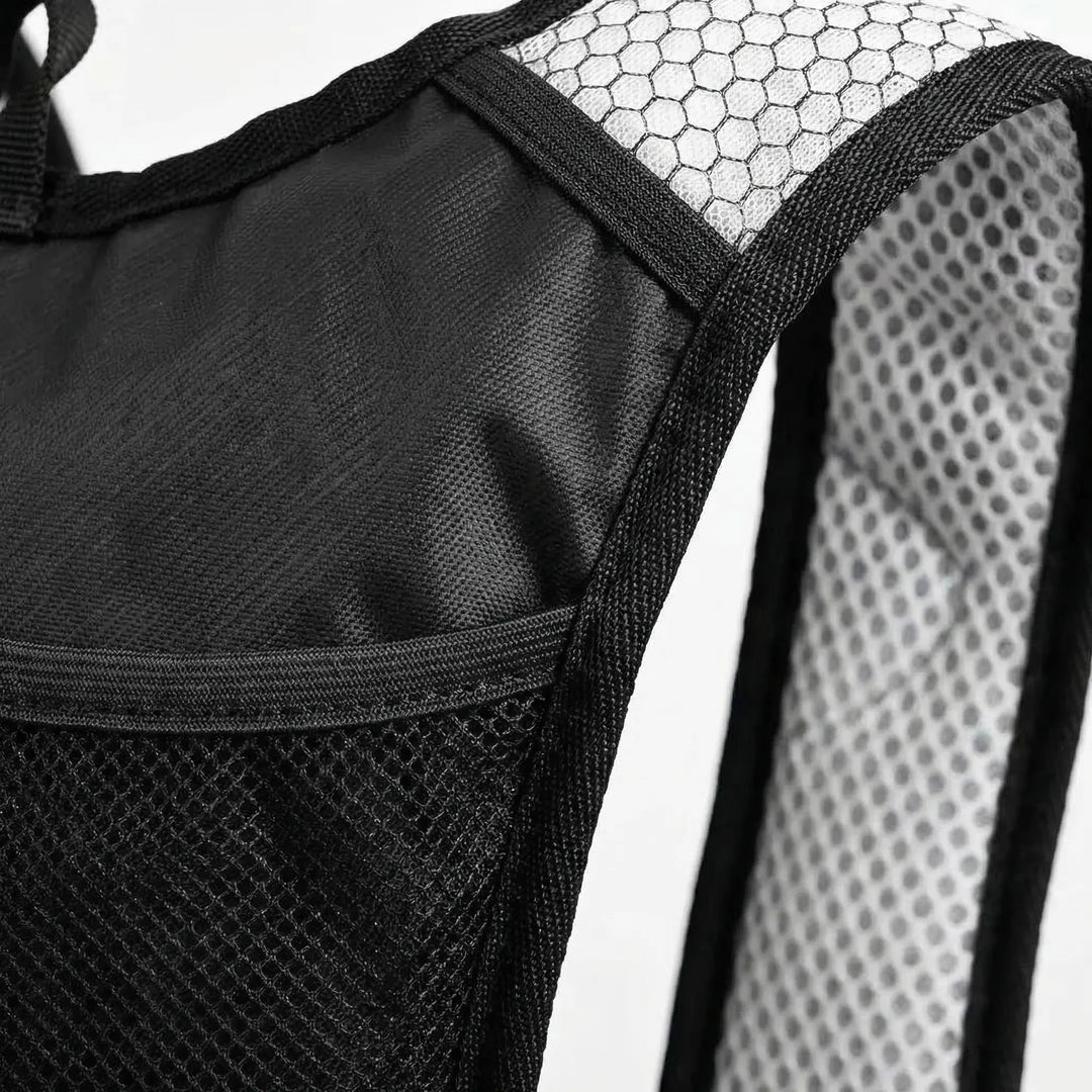 Waterafstotende sporttas 10L. Praktische unisex drinkrugzak voor fietsen, wandelen en andere buitensporten.